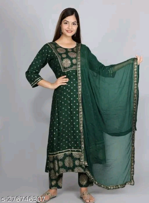 Anarkali Dupatta Set" Women's Printed "Anarkali Kurti" & Pant Dupatta Set
Name: Anarkali Dupatta Set" Women's Printed "Anarkali Kurti" & Pant Dupatta Set
Fabric: Rayon
Sleeve Length: Three-Quarter Sleeves
Pattern: Printed
Combo of: Single
Sizes:
S (Bust