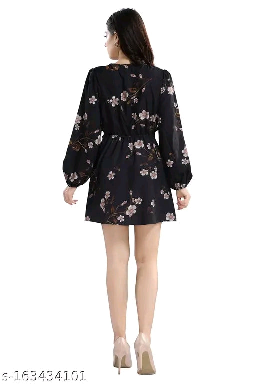 Blue & White Floral Printed Poly Crepe Fit & Flare Mini Dress for women
Name: Blue & White Floral Printed Poly Crepe Fit & Flare Mini Dress for women
Fabric: Poly Crepe
Sleeve Length: Long Sleeves
Pattern: Printed
Net Quantity (N): 1
Sizes:
XS, S (Bust